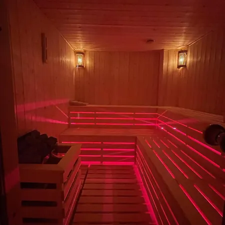 Villa Santa With Heated Pool *