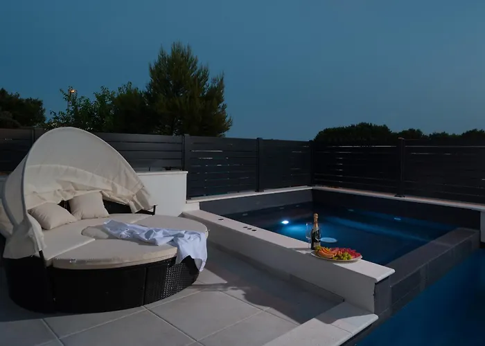 וילה Santa With Heated Pool פאקוסטאן